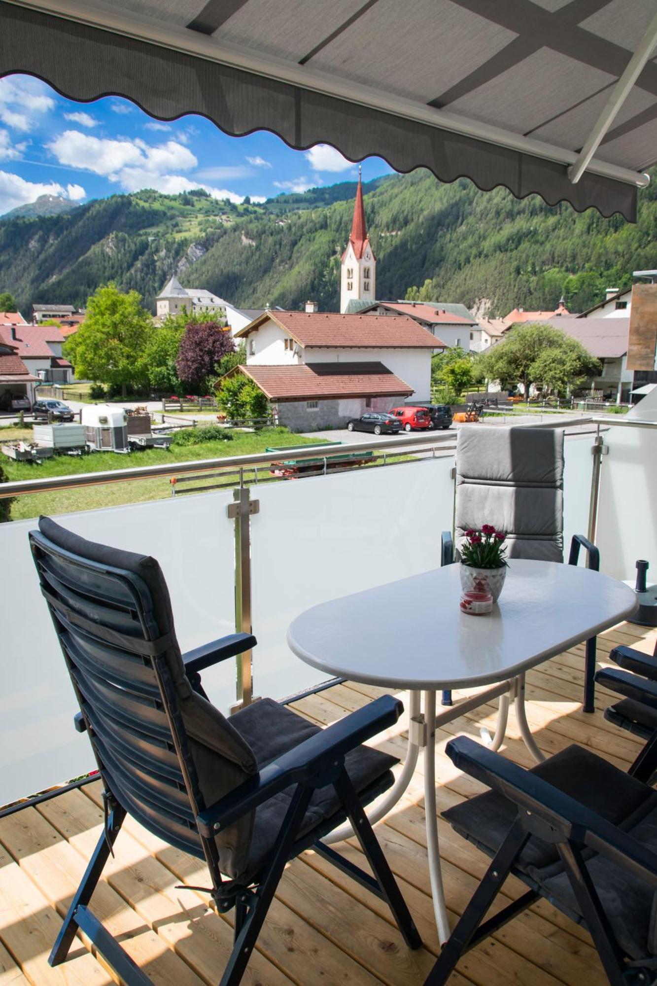 Das Edelweiss - Apartment Kuprian Ried im Oberinntal Ngoại thất bức ảnh